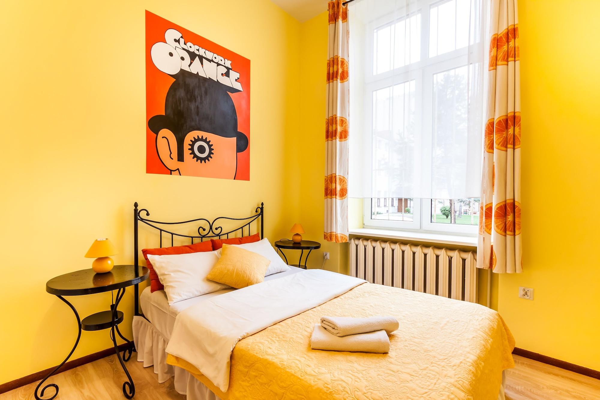 The Secret Garden Hostel Cracovia Esterno foto