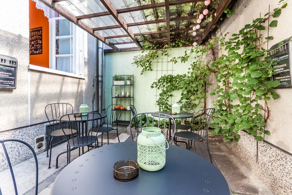 The Secret Garden Hostel Cracovia Esterno foto